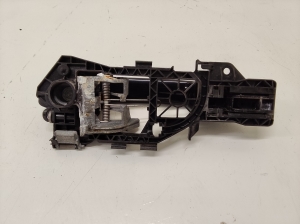 Volkswagen Passat B6 (2005–2010) Rear side door exterior handle 3C0837886J - 4