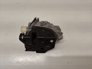 Volkswagen Passat B6 (2005–2010) Rear side door lock 3C4839016A - 2