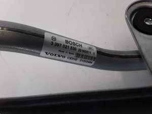 VOLVO XC60 (2008–2017) Scheibenwischermechanismus 31333454 - 3