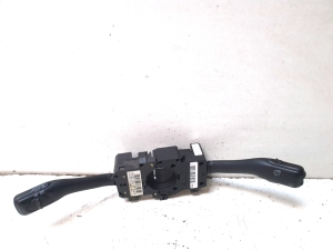 Pagrieziena rādītāju slēdzis - 3U0953513