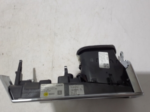 Porsche Panamera 971 (2016–2026) Interior ventilation grilles 971819701B - 3