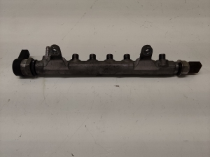 Volkswagen Passat B6 (2005–2010) Common Rail Kraftstoffleitung und ihre Bauteile 03L130089 - 3