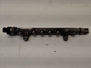 Volkswagen Passat B6 (2005–2010) Common Rail Kraftstoffleitung und ihre Bauteile 03L130089 - 5