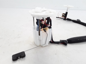 VOLVO XC60 (2008–2017) Kütusepump paagis 31372892 - 3