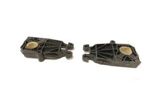   Radiator bracket  - 5WA121367 