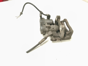 Mercedes Benz A-Class 176 (2012–2018) Tagumine pidurisadul A0004232381 - 5