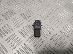 Volkswagen Golf VIII (2019–2026) Rear parking sensor 8WA919275B - 3