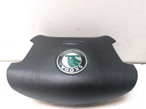Skoda Superb (2001–2008) Steering wheel airbag - 3