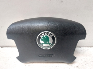 Steering wheel airbag - 