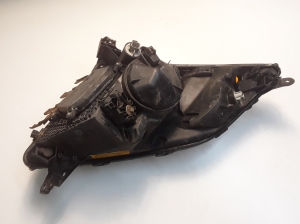TOYOTA Prius W20 (2003–2011) Headlight and its parts 8117047070 - 3