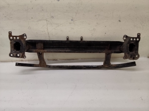 Volkswagen Passat B6 (2005–2010) Priekšējā bampera sija 3C0807093 - 6