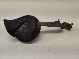 Volkswagen Passat B6 (2005–2010) Hupe 002924 - 4