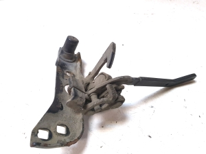 Skoda Superb (2001–2008) Hood latch 3U0823480E - 4