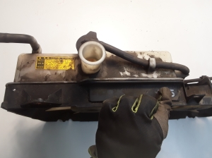 TOYOTA Prius W20 (2003–2011) Dzesēšanas ventilators un tā daļas 1227508892 - 3