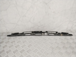 Tesla Model S S (2012–2026) Numbrimärgi valgustuse korpus 101168500B - 3