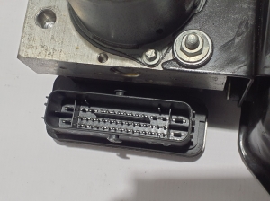 NISSAN X-Trail T33 (2021–2026) ABS bloks 476606RU5A - 3