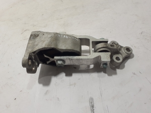 Engine mount - 113606UM0A