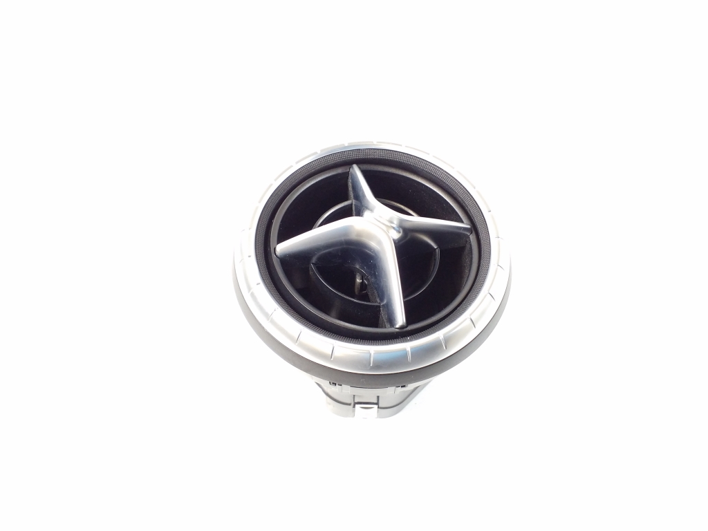 Mercedes Benz CLA-Class W117 (2013–2019) Dashboard air vent grilles A1178300554 Mercedes Benz CLA-Class W117 (2013–2019) Dashboard air vent grilles A1178300554