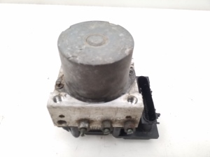 ABS Steuergerät - 47660AV712
