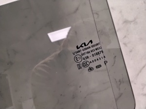 Kia Niro (2016–2022) Aizmugurējo sānu durvju stikls - 4