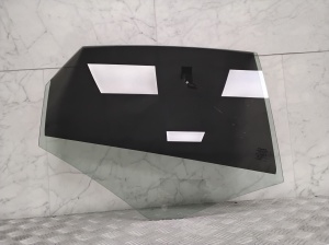 Rear side door glass - 