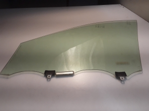 TOYOTA Prius W20 (2003–2011) Priekšējo durvju stikls 6810147050 - 4
