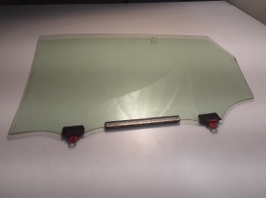 TOYOTA Prius W20 (2003–2011) Aizmugurējo sānu durvju stikls 6810347040 - 5