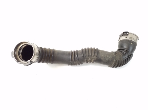 Mercedes Benz CLA-Class W117 (2013–2019) Vahejahuti voolik A2465200101 - 3