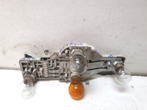 Lampenträger Rückleuchte außen - 1Z9945258