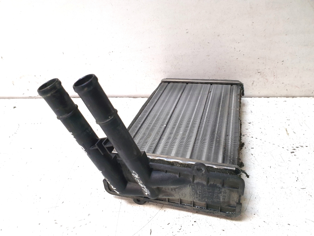 Skoda Superb (2001–2008) Heater core 8D1819031B Skoda Superb (2001–2008) Heater core 8D1819031B