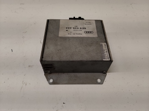 AUDI A4 B6 (2000–2005) Helivõimendi 8E9035223 - 2