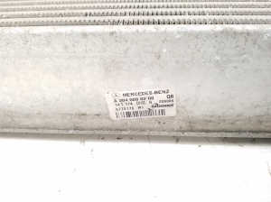 Mercedes Benz E-Class W212 (2009–2015) Vahejahuti radiaator A2045000200 - 2