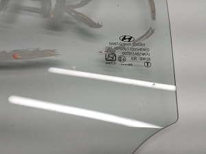 Hyundai i20 (2008–2014) Rear side door glass 834111J000 - 3
