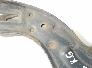 Mercedes Benz CLA-Class W117 (2013–2019) Tagasilla varras A2463501006 - 3