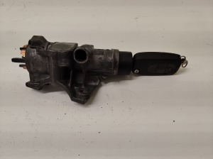 AUDI A4 B6 (2000–2005) Süütelukk 4B0905851B - 3