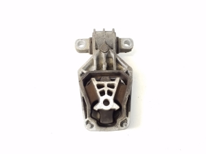 Mercedes Benz CLA-Class W117 (2013–2019) Mootoripadi A2462401209 - 2