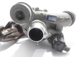 VOLVO V60 (2018–2026) Turbo 31459815 - 3
