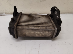 AUDI A4 B6 (2000–2005) Intercooler 8E0145806C - 2