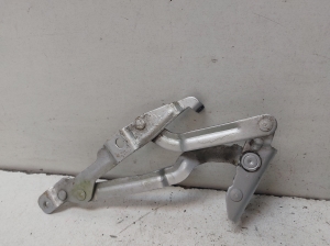 Skoda Superb (2001–2008) Trunk lid hinge 3B5827301B - 2