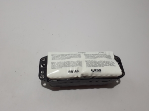   Kaassõitja turvapadi armatuurlauas  - 4M8880204E 