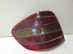 Mercedes Benz ML-Class 164 (2005–2011) Eckleuchte hinten 404121L