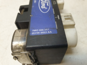 Ford Galaxy (1995–2006) Lüfterrelais 7M0000317 - 4