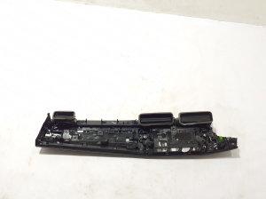 AUDI Q8 (2018–2026) Interior ventilation grilles 4M8820902D - 2