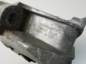 Mercedes Benz CLA-Class W117 (2013–2019) Käigukasti padi A2462400617 - 3
