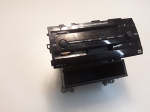 TOYOTA Prius W20 (2003–2011) Radio (head unit) 8612047100 - 5