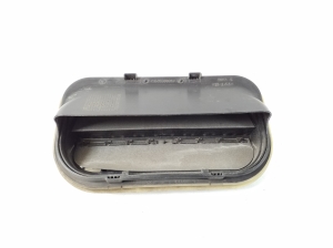 Mercedes Benz CLA-Class W117 (2013–2019) Tagumise poritiiva ventilatsioonivõre A1698300342 - 3