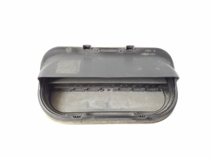 Mercedes Benz CLA-Class W117 (2013–2019) Tagumise poritiiva ventilatsioonivõre A1698300342 - 2