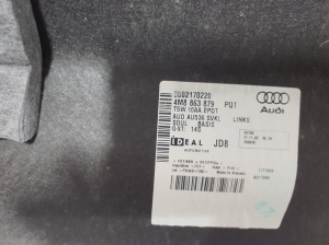 AUDI Q8 (2018–2026) Trunk side trim panel 4M8863879 - 4