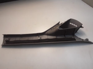 TOYOTA Prius W20 (2003–2011) Priekšējā statņa iekšējā apdare 6222047030 - 2