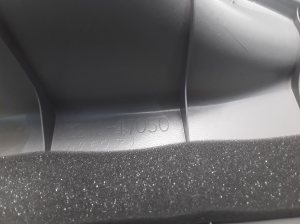 TOYOTA Prius W20 (2003–2011) Esipiilari siseviimistlus 6221047050 - 3